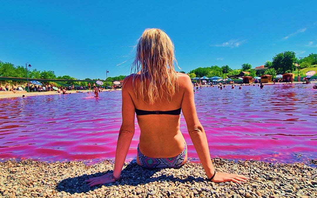 Kąpiel w serbskim barszczu, czyli różowe jezioro w Serbii – Banja Pačir