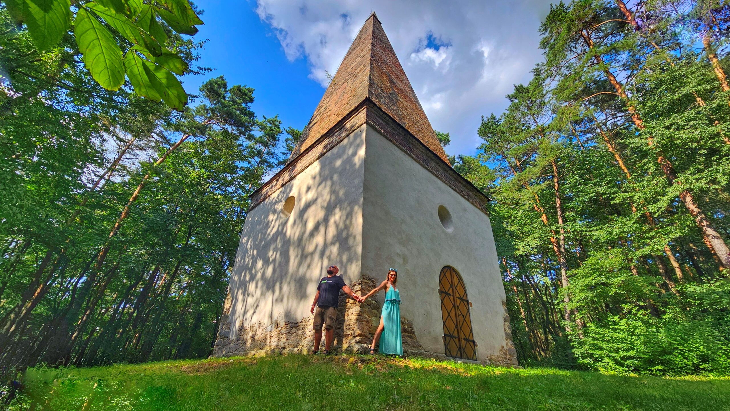 kraszczady krasnystaw kamperem przez lubelskie przewodnik piramida ariańska